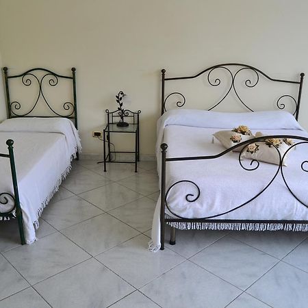 B&B My Angels ปอมเปอี ภายนอก รูปภาพ
